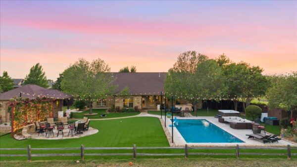 111 Axis Trl, Bastrop