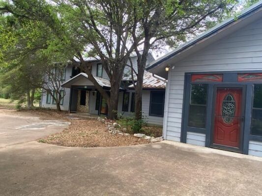 522 Circle Dr, Sunrise Beach