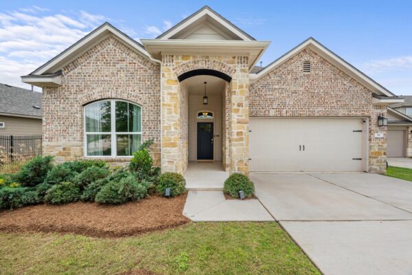 116 Empress Tree Dr, Leander