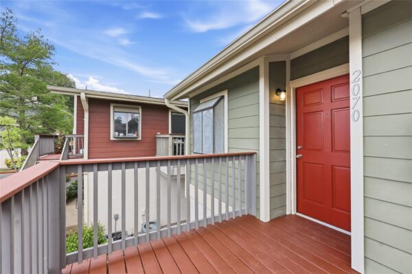 2215 Post Rd #2070, Austin