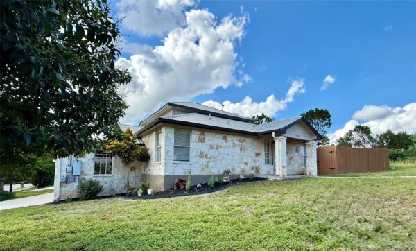 153 Dolly St, San Marcos