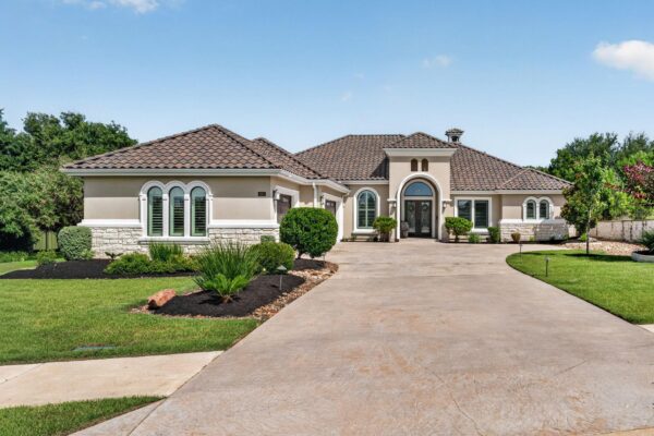 203 Golden Bear Dr, Austin