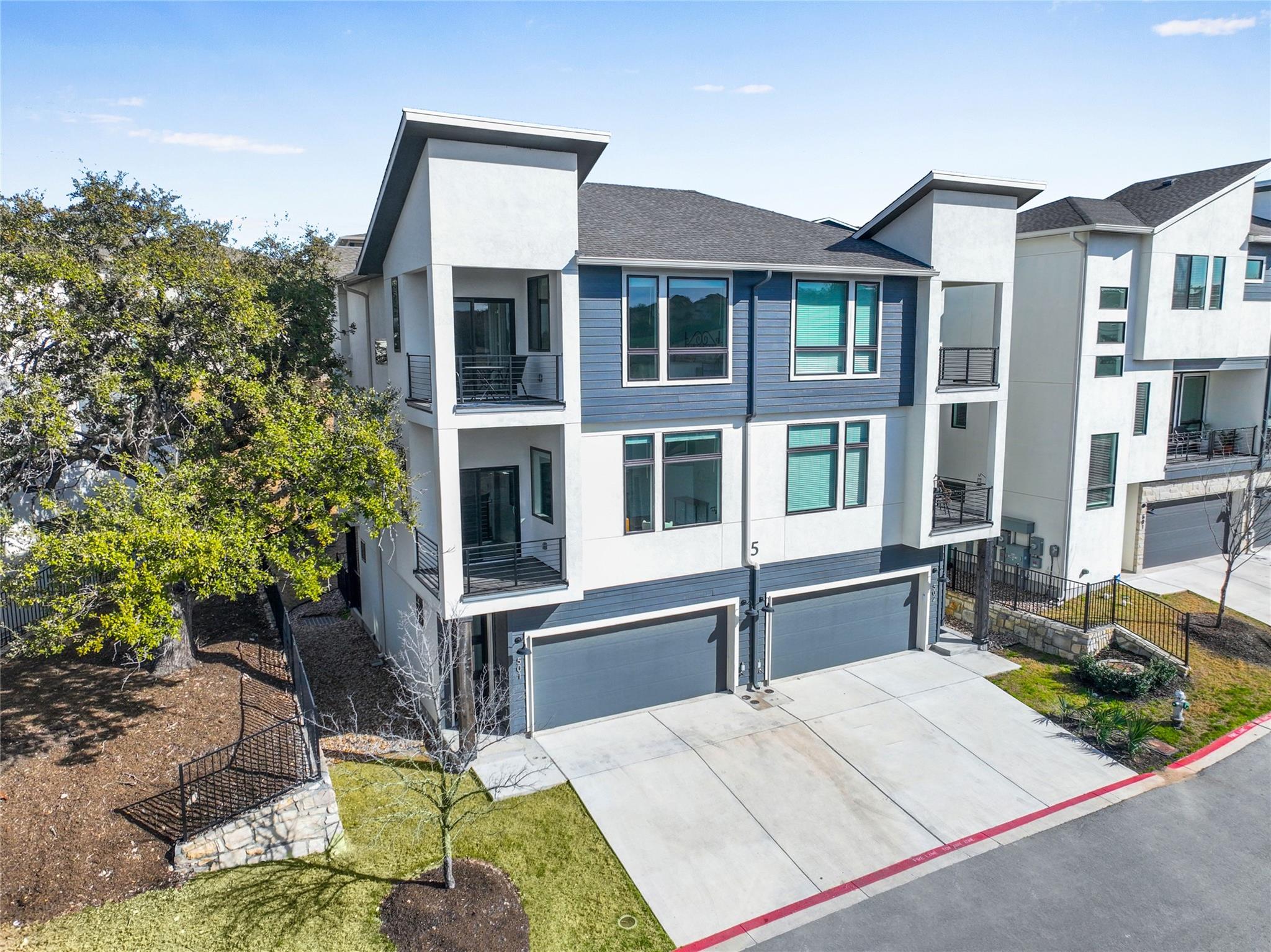 2050 Lohmans Spur Rd #501, Lakeway, TX 78734
