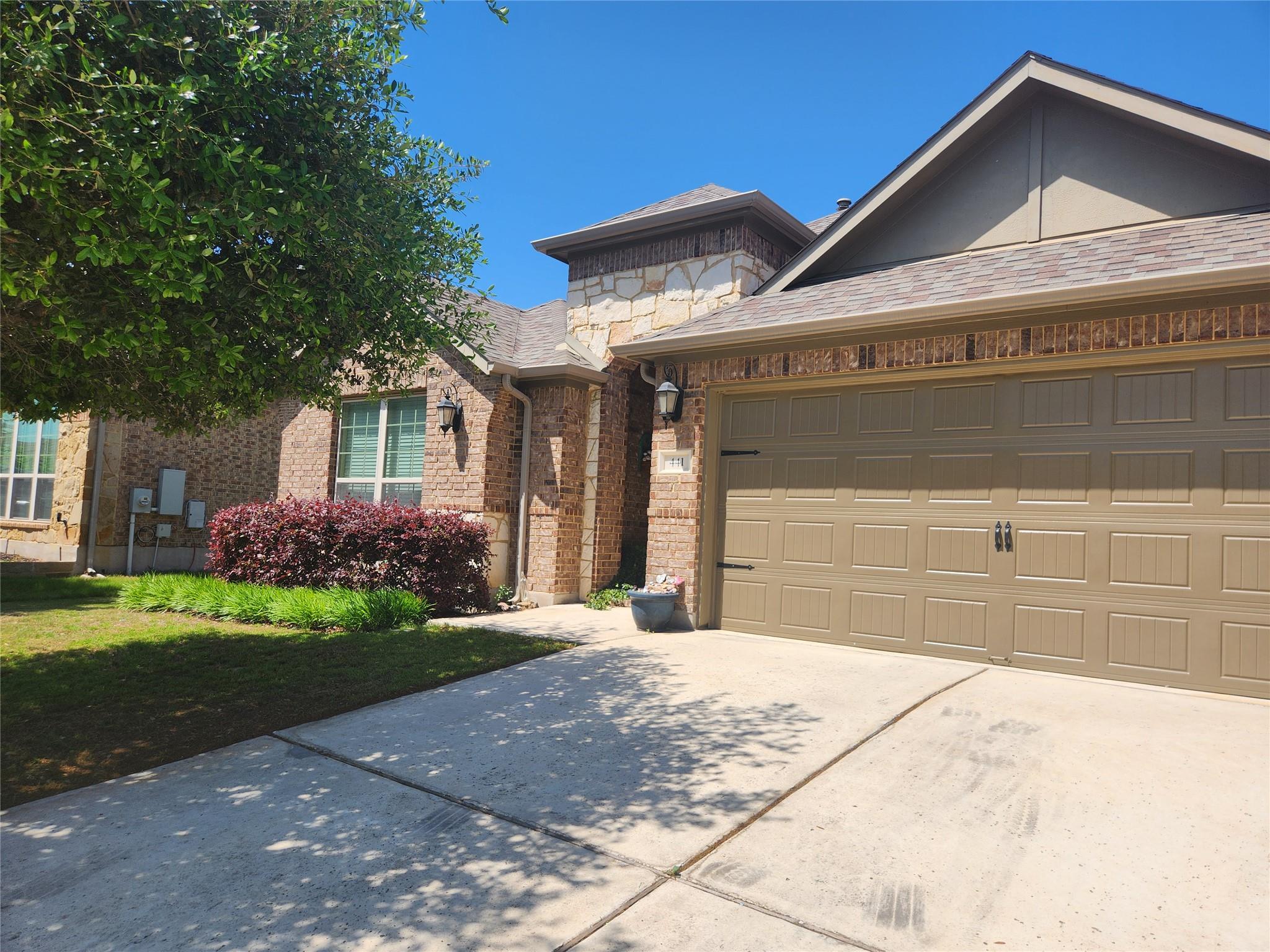 441 Mistflower Springs Dr, Leander