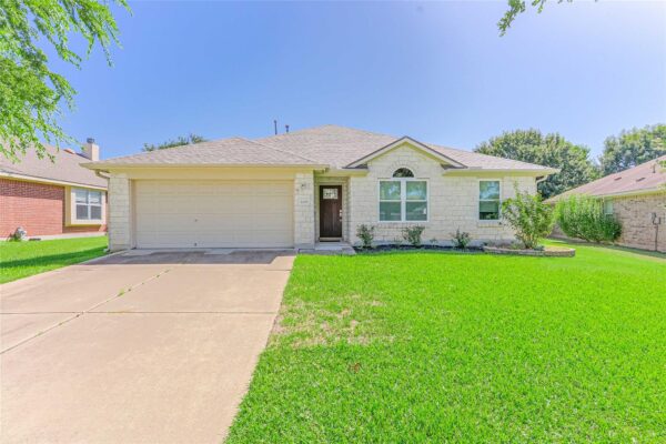 1408 Ridgewood Dr, Leander