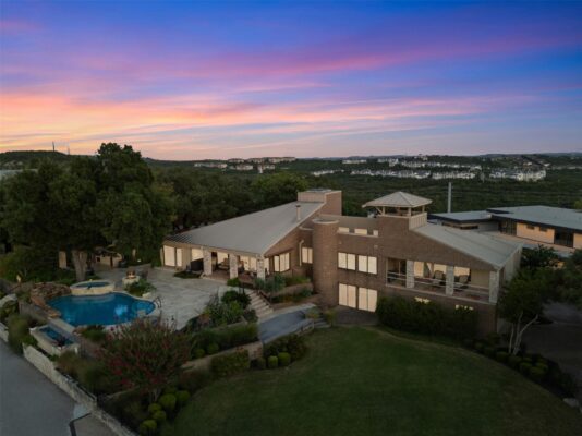12609 Lyndon Dr, Austin