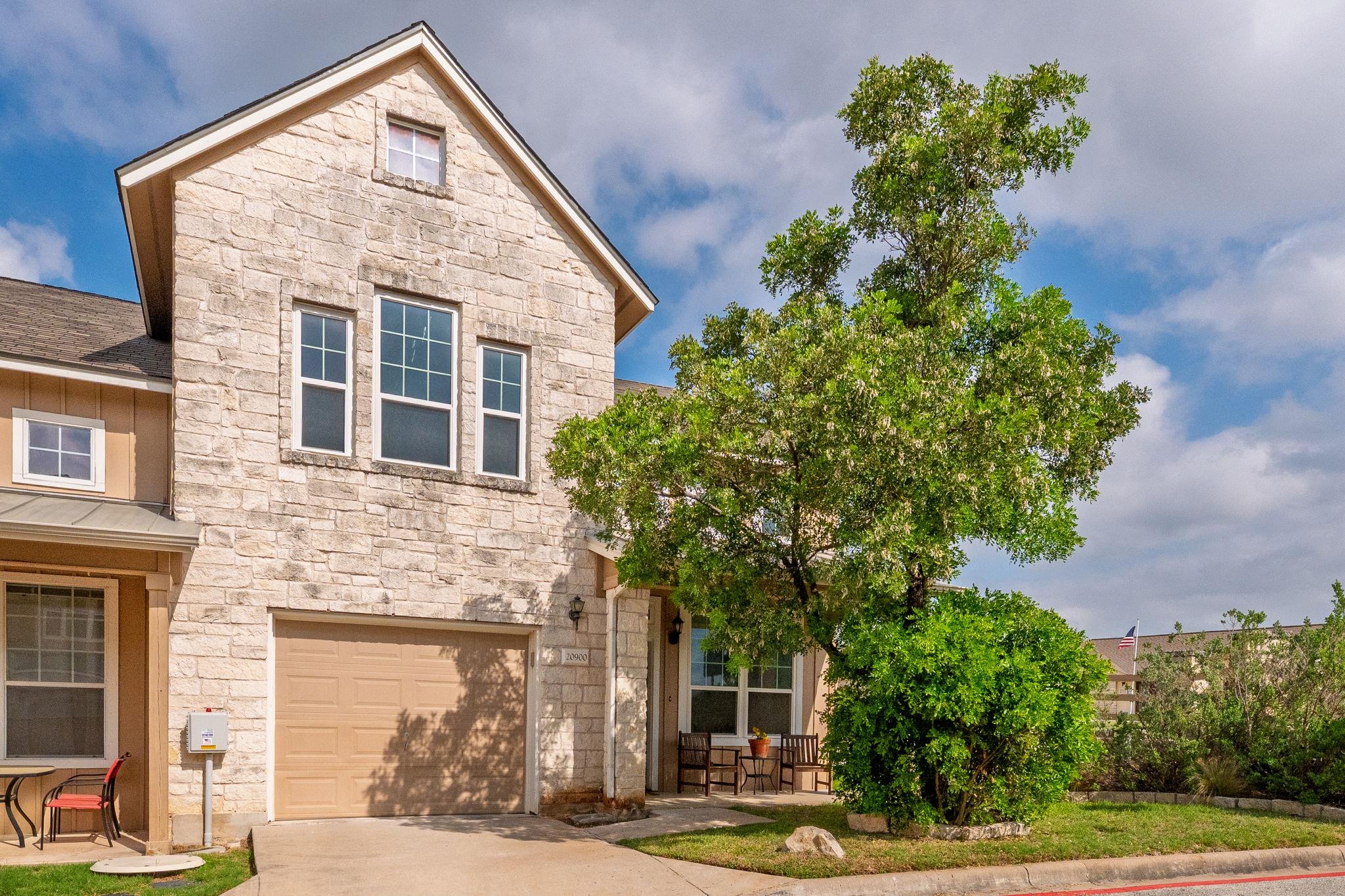 20900 Waterside Dr #1, Lago Vista, TX 78645