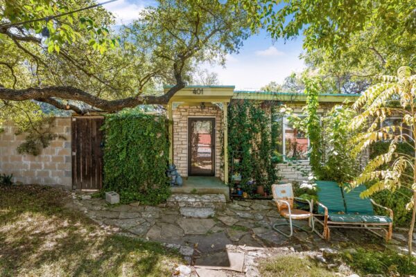 401 W Live Oak St, Austin