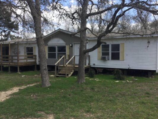 250 Rolling Oaks Dr, Driftwood