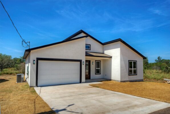 149 Waimanalo Ln, Bastrop