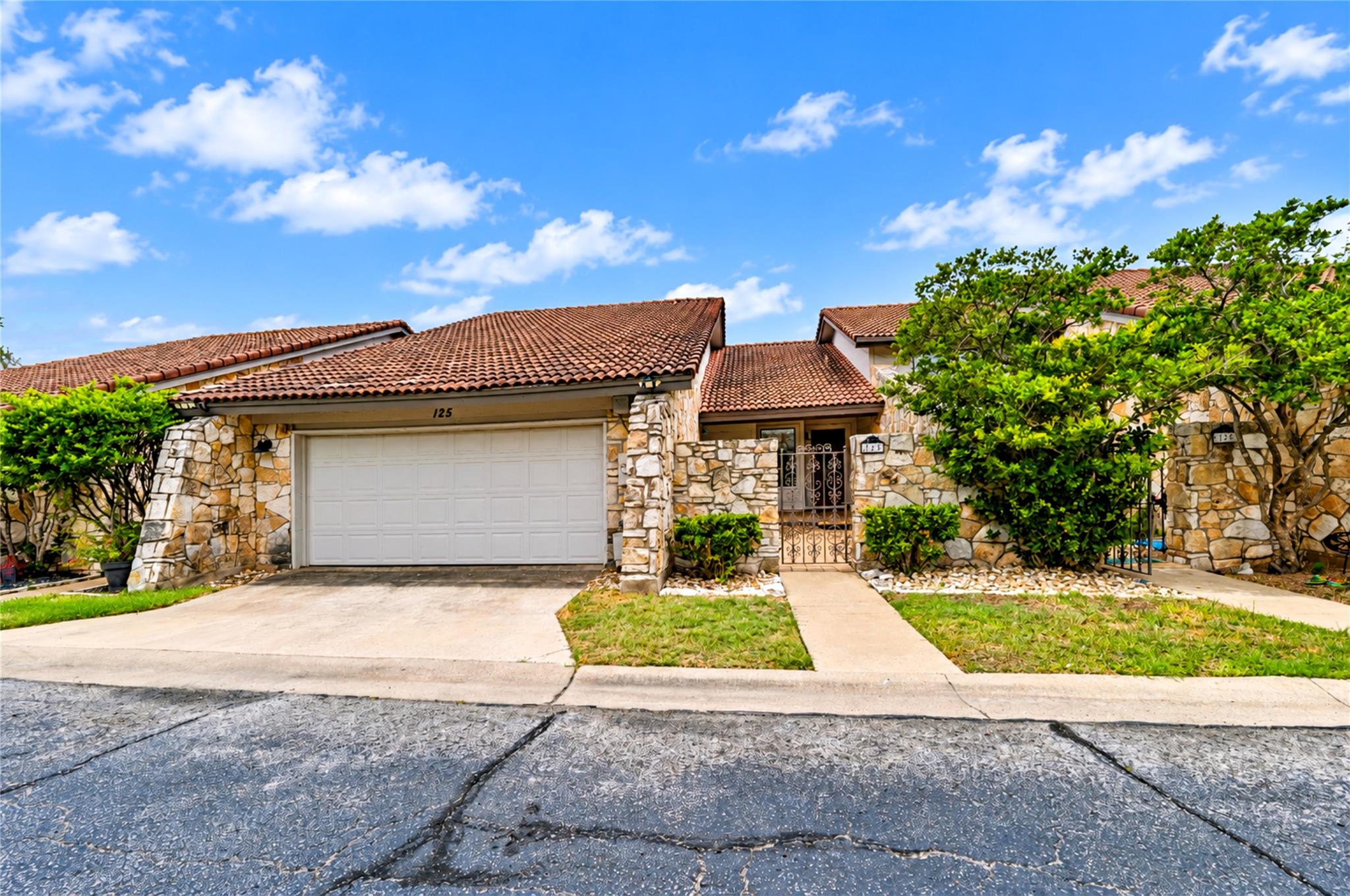 2217 ONION CREEK Pkwy #125, Austin, TX 78747