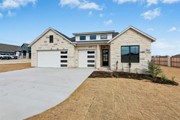 109 McNaughton Dr, Liberty Hill