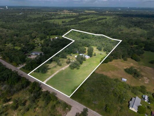 277 Mesquite Dr, Cedar Creek