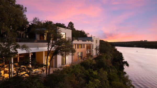 2200 Scenic Dr, Austin