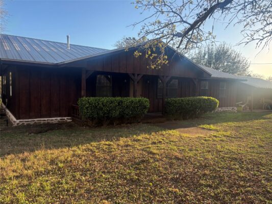 159 Diamond G Ln, Smithville