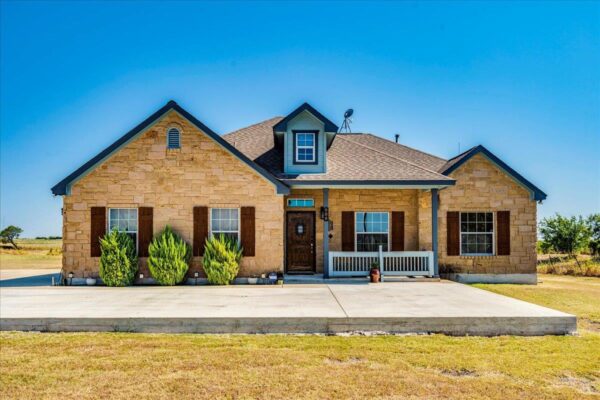 909 County Road 342 None, Granger