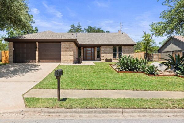 4008 Balcones Woods Dr, Austin