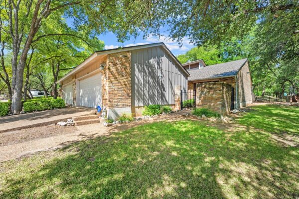 8318 Bent Tree Rd, Austin