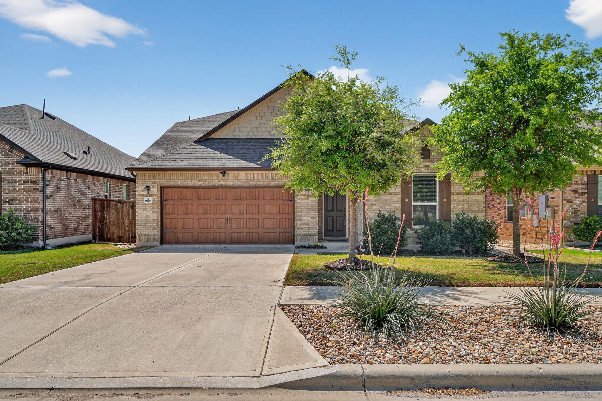1820 Stinnett Dr, Leander