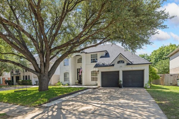 702 Churchill Farms Dr, Georgetown