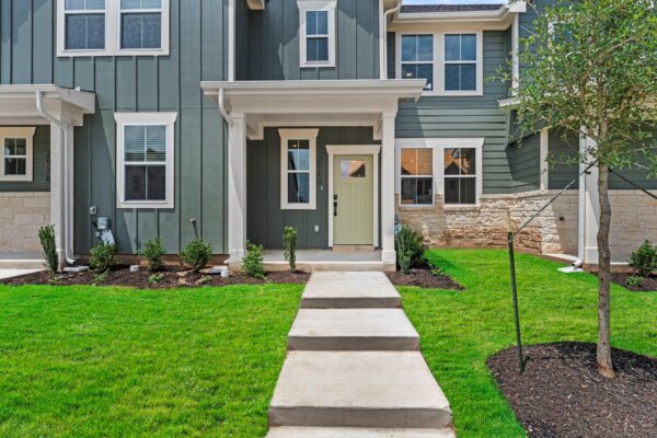 2540 Violet Theo Ln, Round Rock