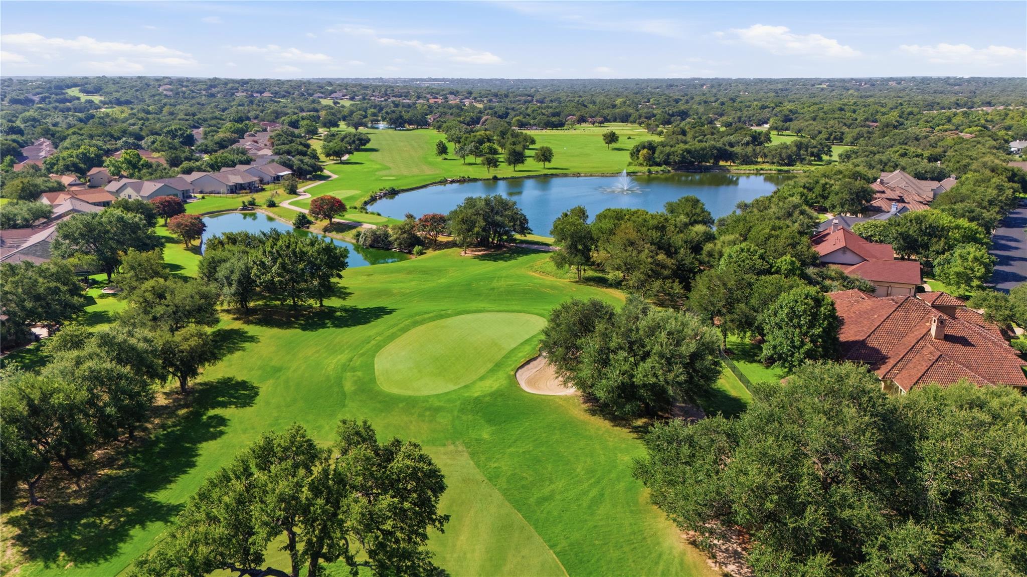 300 Stardust Ln, Georgetown, TX 78633