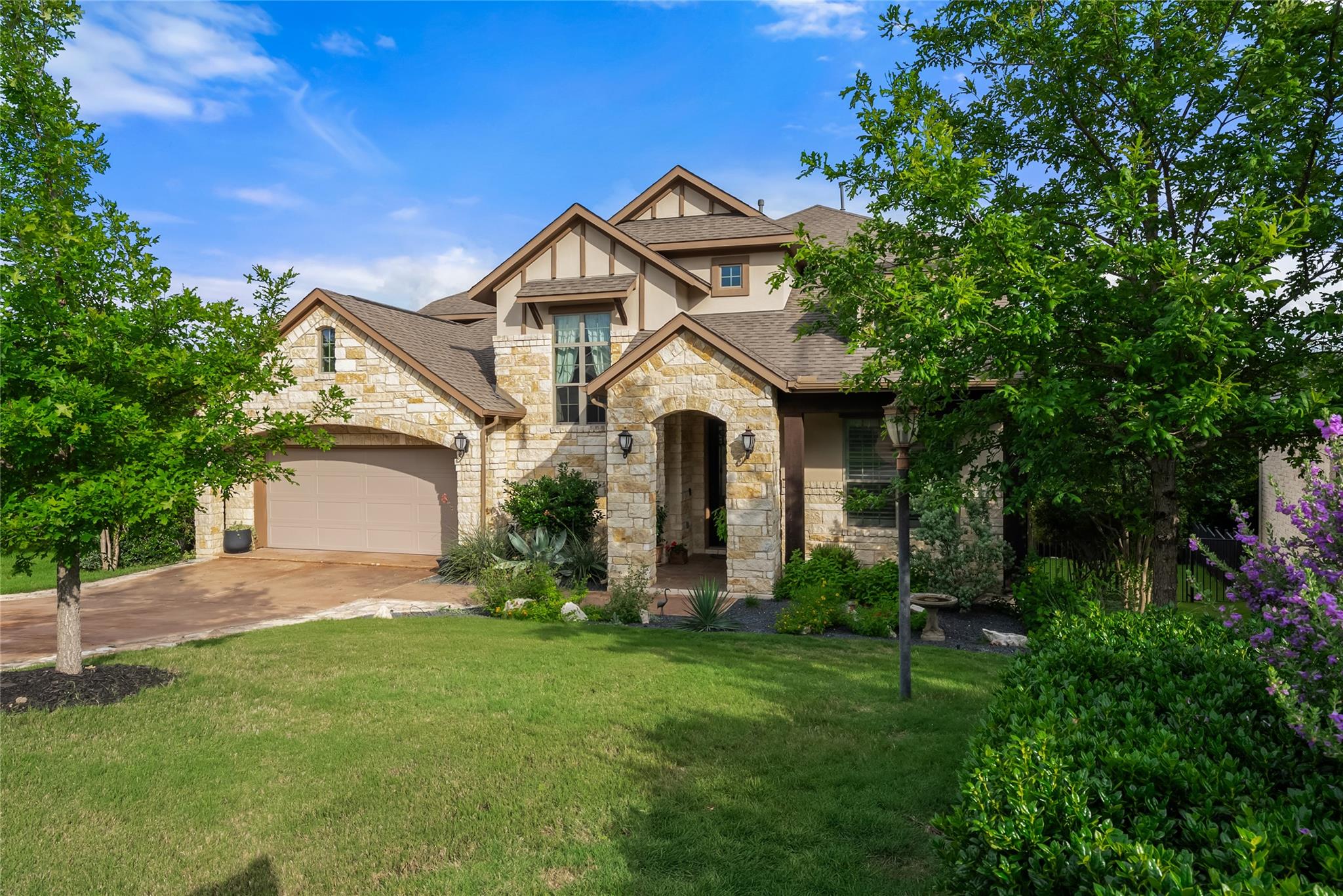 215 Vista Village Cv, Austin, TX 78738