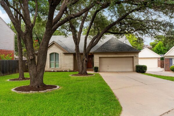 6304 Walebridge Ln, Austin