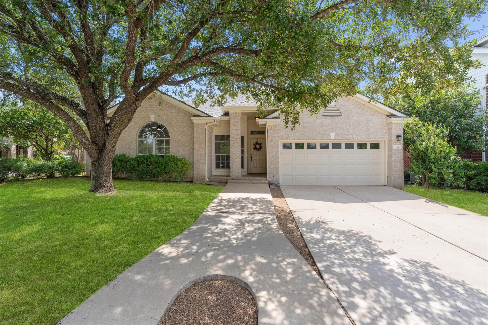 1501 Bedouin Ct, Round Rock, TX 78664