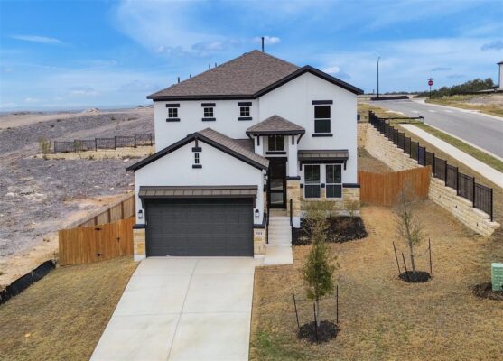 8424 Red Bottle Brush Rd, Lago Vista