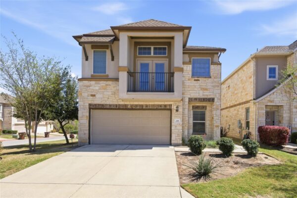 2105 Town Centre Dr #39, Round Rock