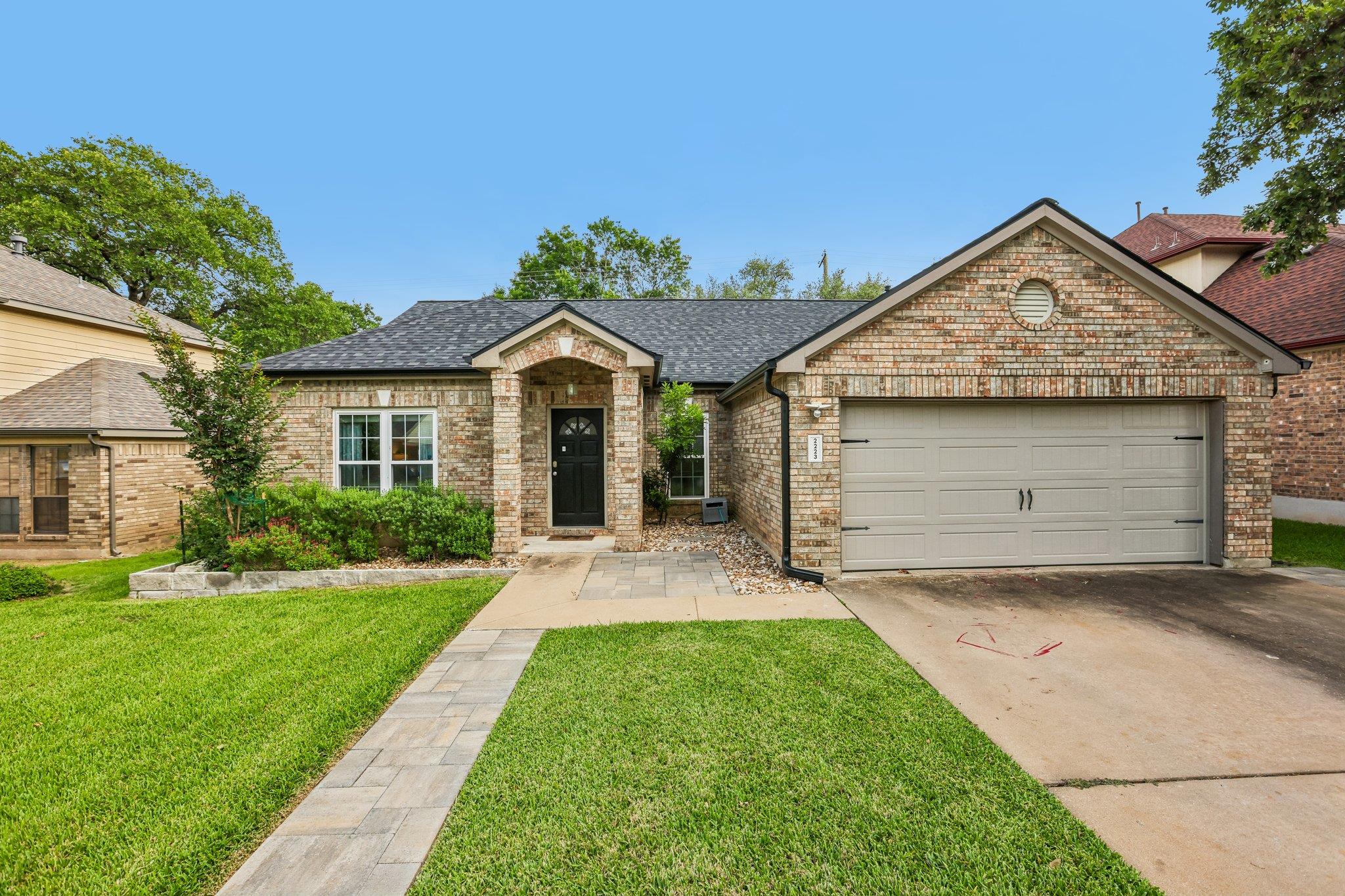 2223 Mockingbird Dr, Round Rock