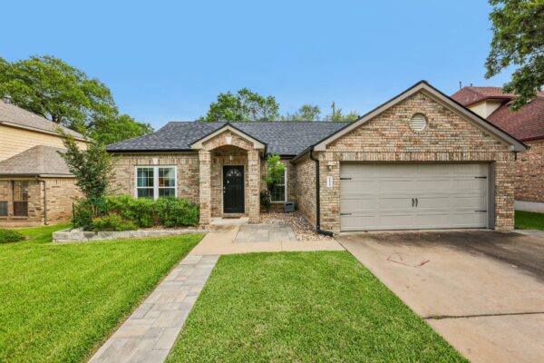 2223 Mockingbird Dr, Round Rock