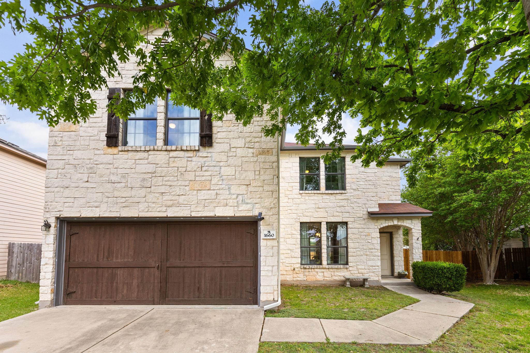 1660 Bayland St, Round Rock