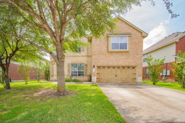 200 Floating Leaf Dr, Hutto