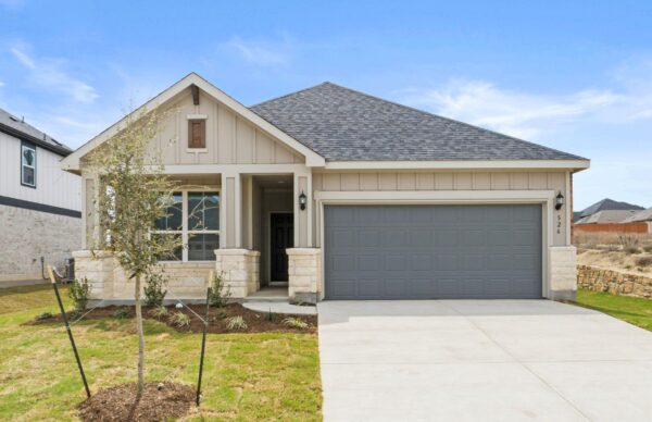 526 Rubber Tree Way, Buda