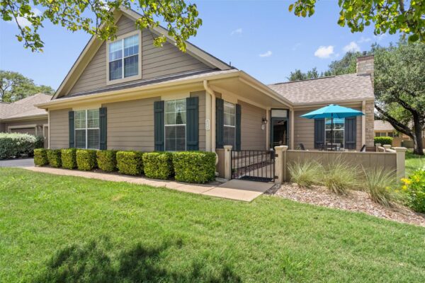 30 Wildwood Dr #184, Georgetown