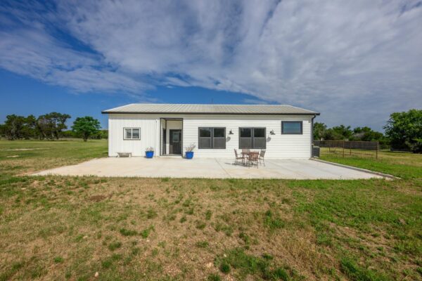 408 Mesa Oaks Rd, Leander