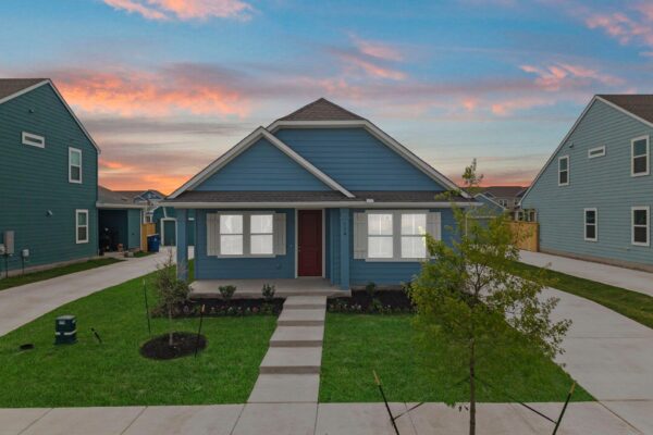 114 Cherry Blossom Ln, Taylor