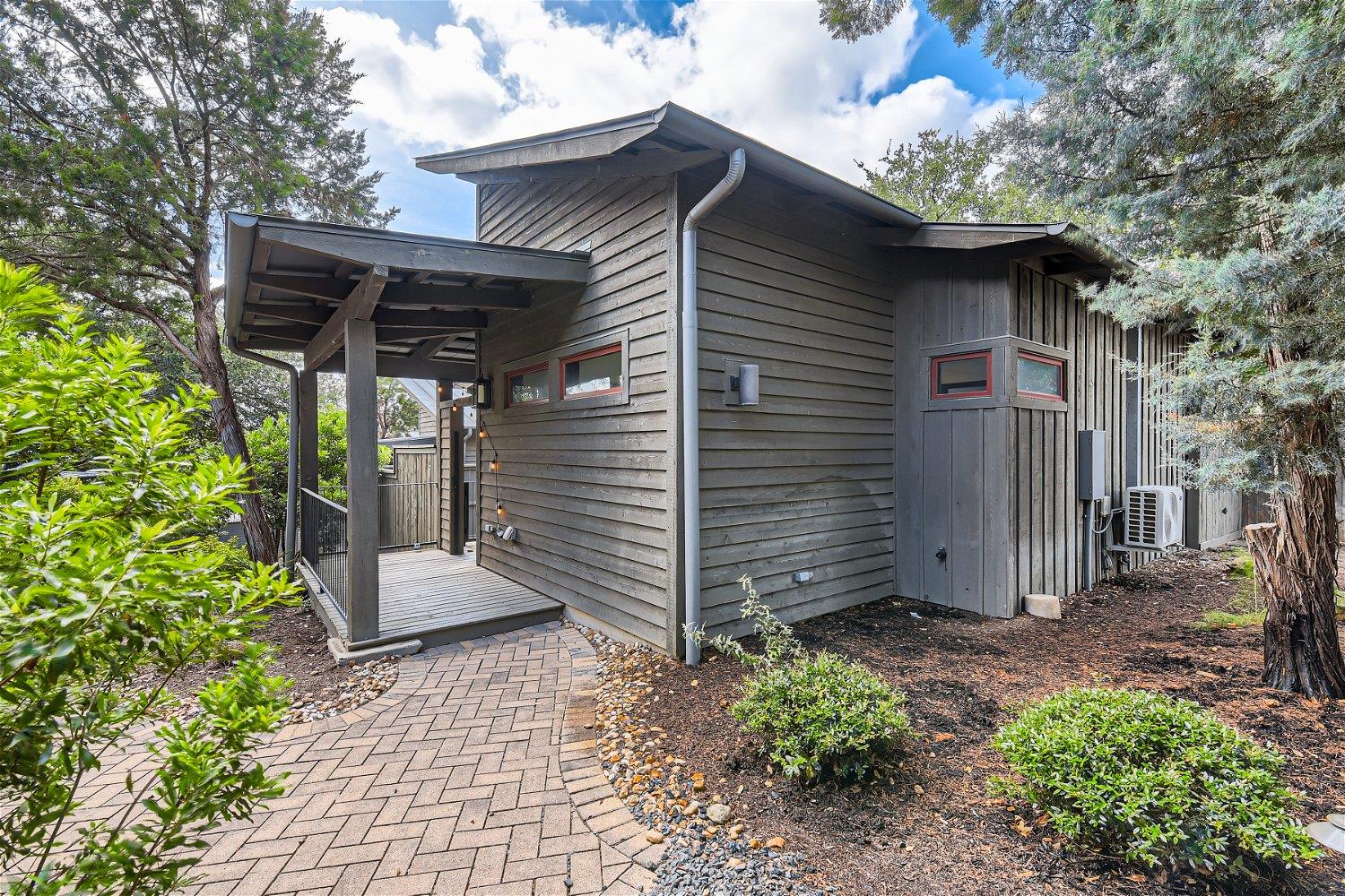 2113 Barbaro Way #14, Spicewood, TX 78669