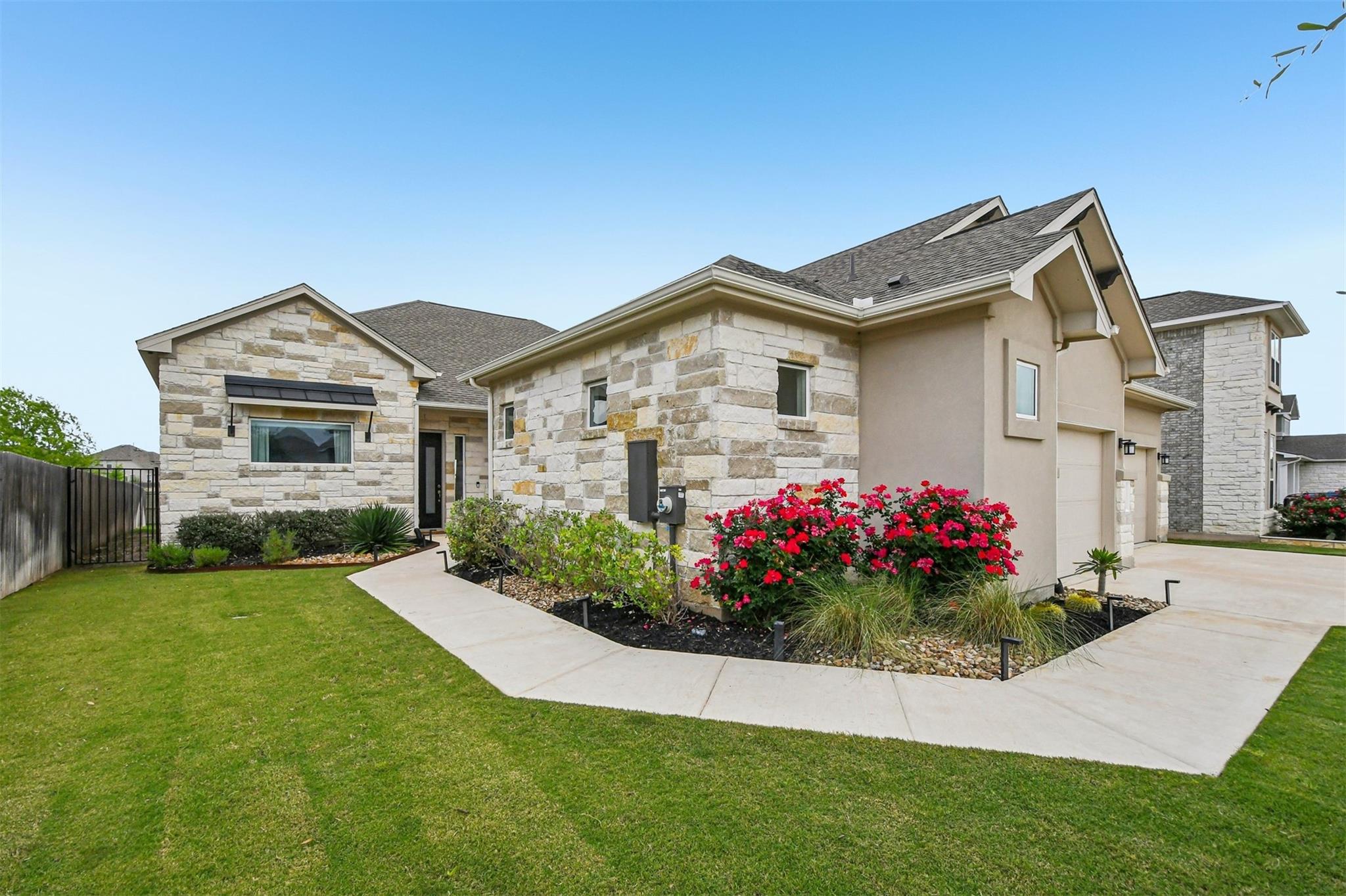 208 Great Lawn Bnd, Liberty Hill