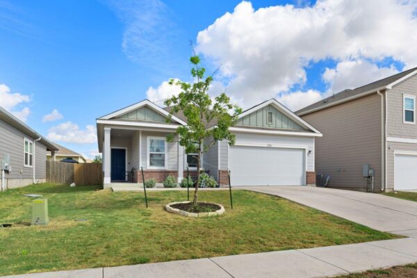 12708 Samuel Adams Dr, Manor