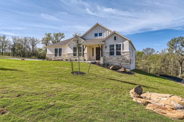 117 Booted Eagle Claw Cv, Cedar Creek