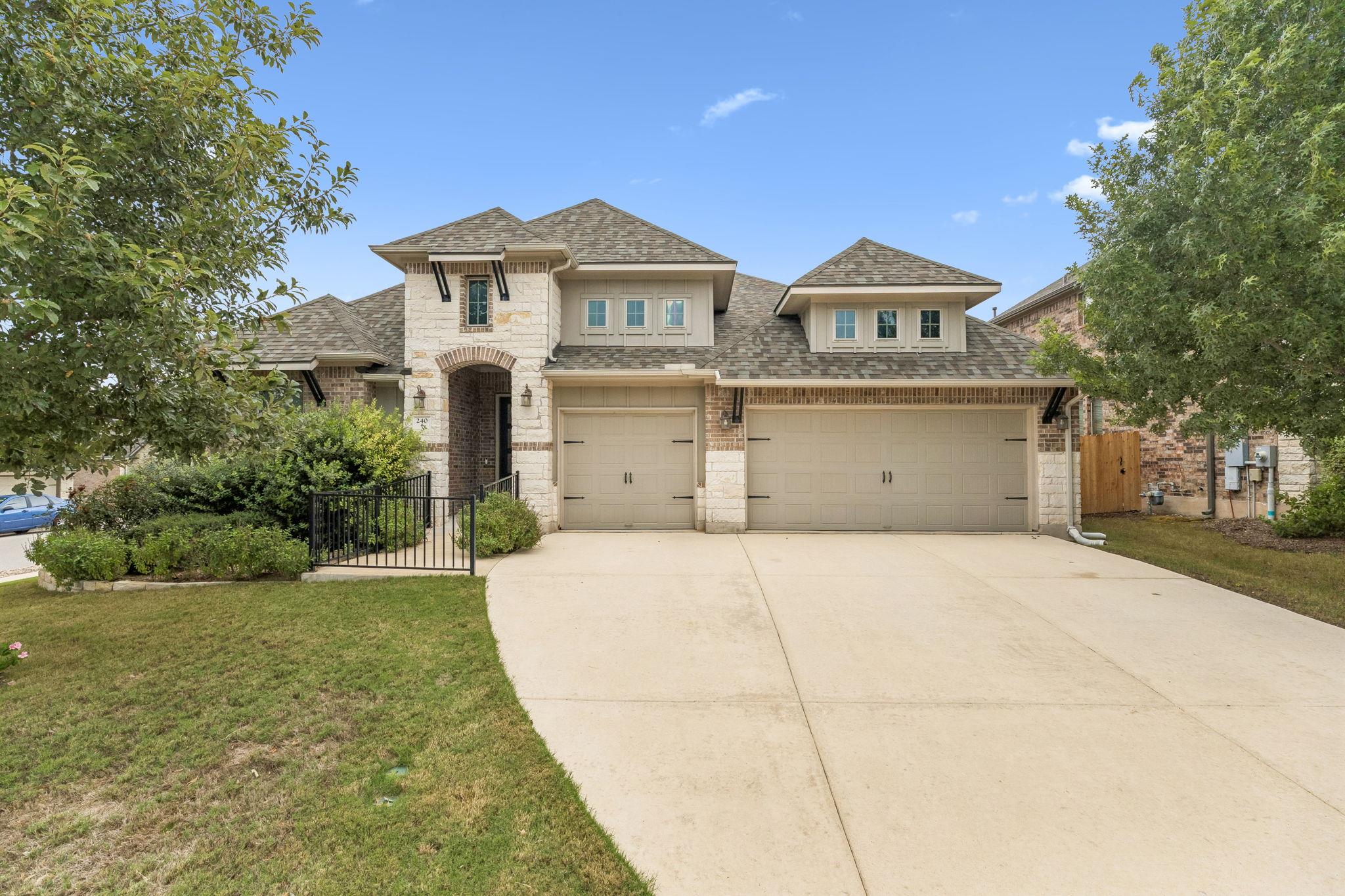 240 Frio Ln, Leander, TX 78641