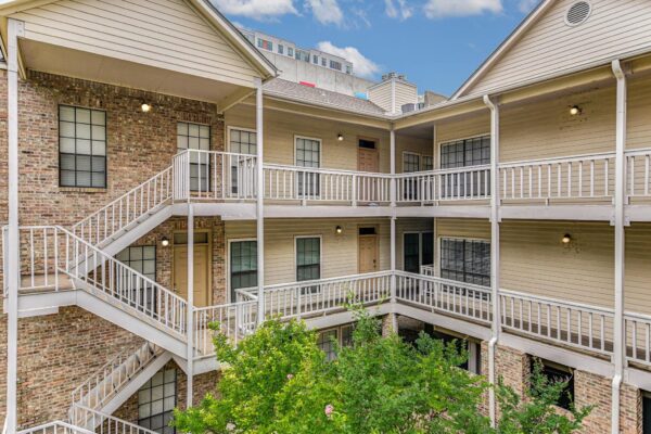 715 W 22nd 1/2 St #204, Austin