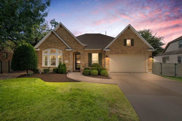 112 Barefoot Park Ln, Georgetown