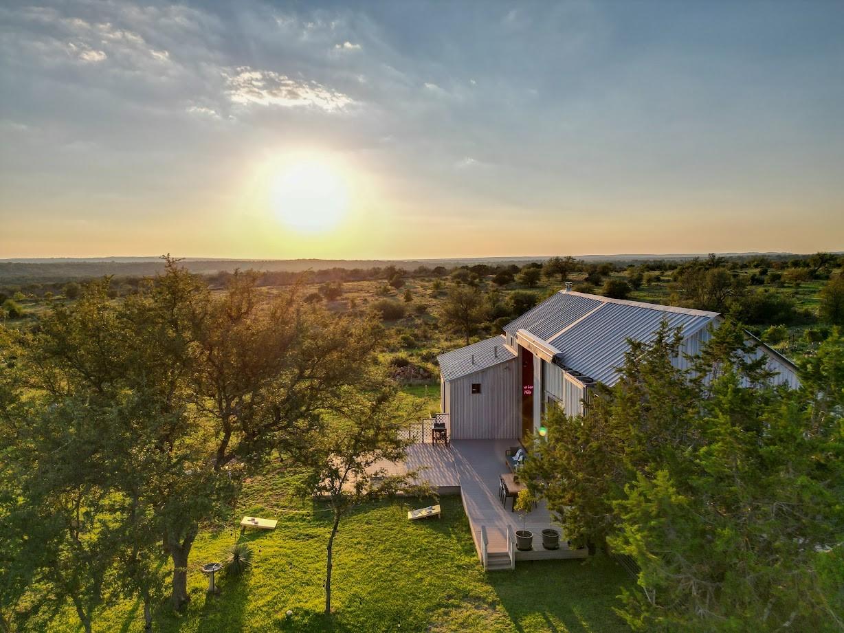 997 Big Sandy Rd, Johnson City, TX 78636