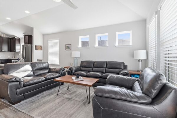 253 Sage Meadows Dr, San Marcos