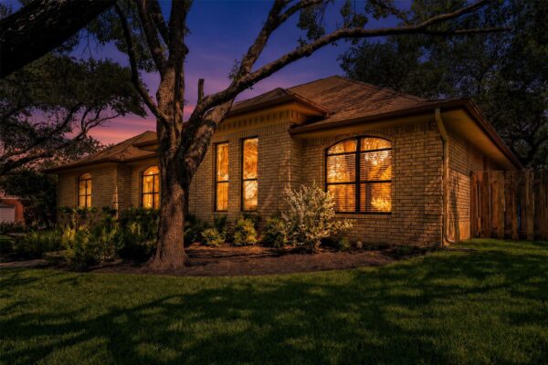 8312 Saber Creek Trl, Austin