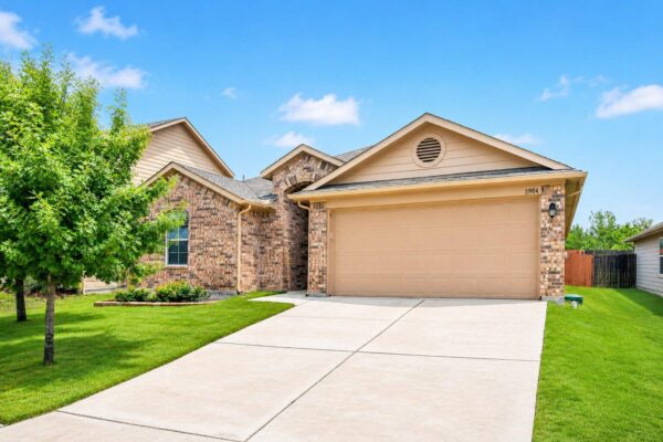 11904 Jamie Dr, Manor